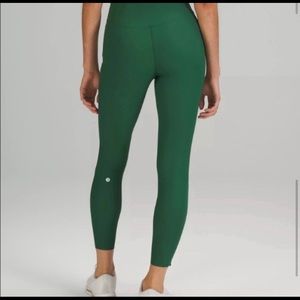 Rare Lululemon Leggings “Base Pace HR” in Everglade Green size 8